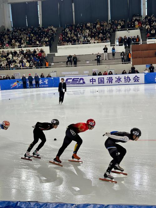 亚冬会开幕在即 多支运动队陆续抵达哈尔滨